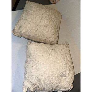 VTG DECORATIVE PILLOWS 1988 L KEE & Co EMBROIDERED LOT OF 2 Cottage Core